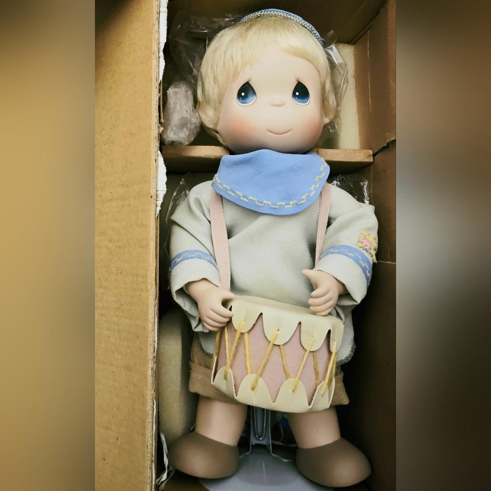 [Precious Moments] Drummer Boy 12" Doll  "Come Let Us Adore Him" Collection - Picture 2 of 8